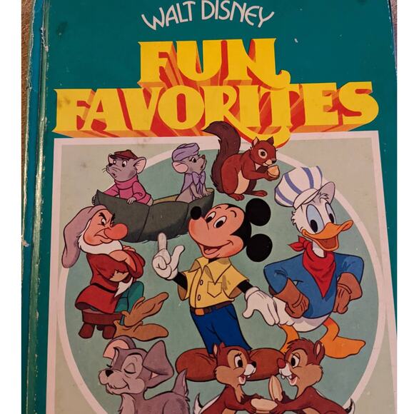 Vintage 1970s Walt Disney Fun Favorites Illustrations Golden Press Childrens - Picture 1 of 12